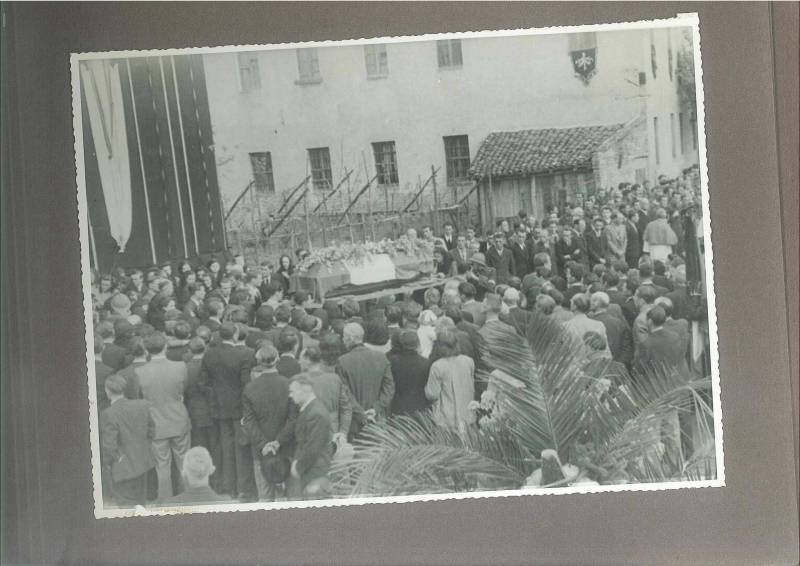 funerale_10_bis.jpg