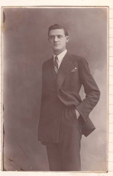 uomo_11935.jpg
